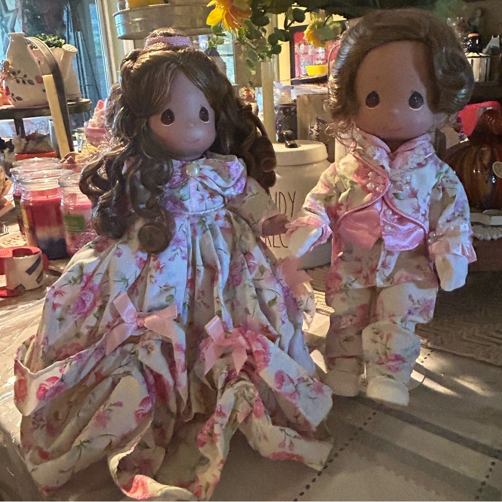 Precious Moments beauty & beast dolls from Epcot flower and garden 2017 🌸 pair
